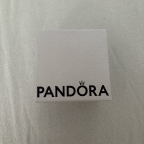 Pandora promise ring - Picture 2 of 5